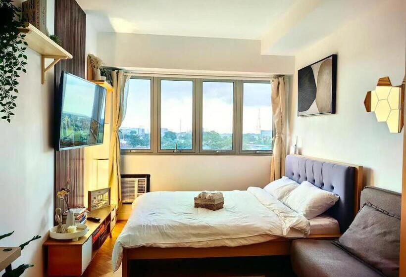 디럭스 스튜디오, Cozy Oasis, Mountain + Skyline View, Free Pool