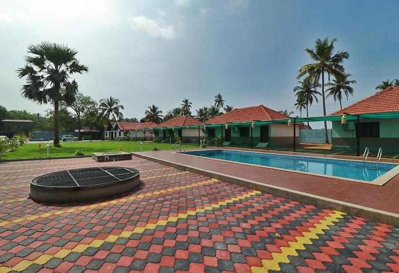 豪华家庭房间, Light House Beach Resort