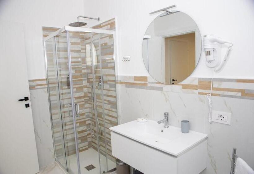 اتاق استاندارد, Quinto Apartments
