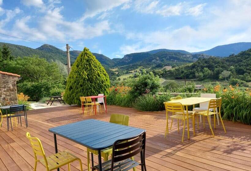 Номер Стандарт с Террасой, Auberge De Miélandre