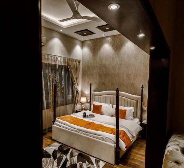 سوییت سوپریور, Victorian Elegance Luxury Stays