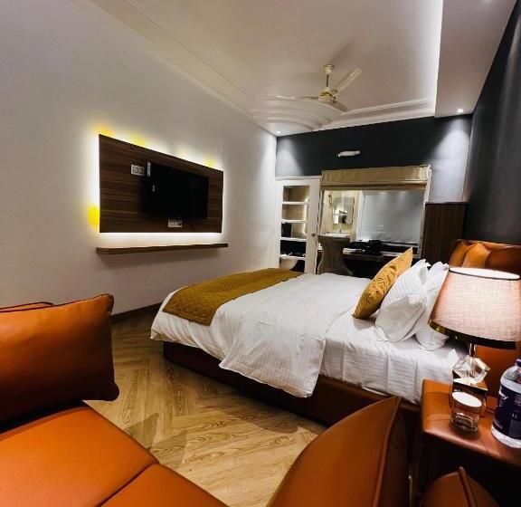 اتاق لوکس, Victorian Elegance Luxury Stays