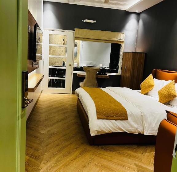 اتاق لوکس, Victorian Elegance Luxury Stays