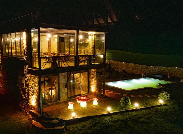 Quarto Estandar, Hobbit Chalet