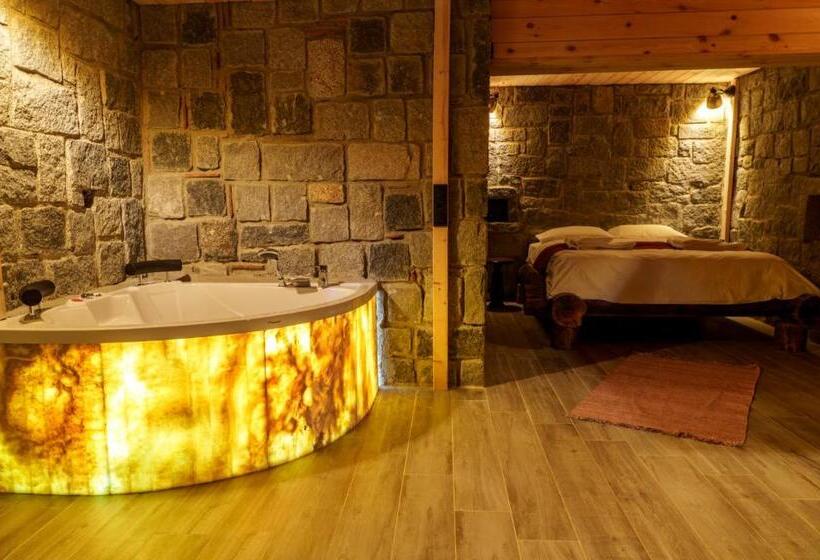 اتاق استاندارد, Hobbit Chalet