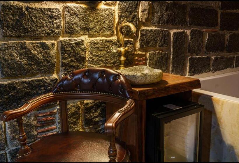 اتاق استاندارد با تخت بزرگ, Hobbit Chalet