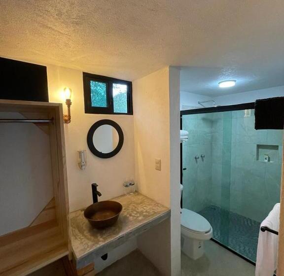 Номер Стандарт Вид на Сад, Hostal La Roca