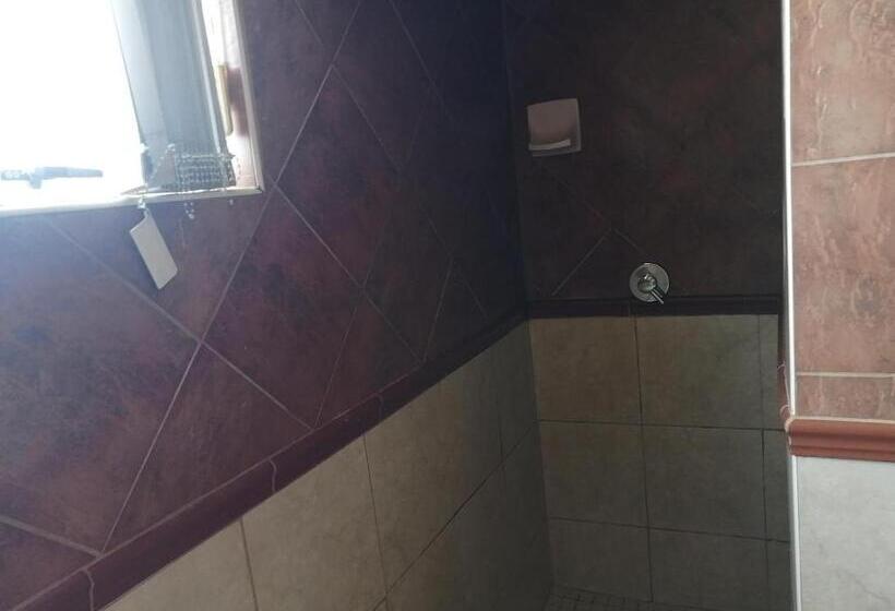 Номер Стандарт, Two Lions Guesthouse
