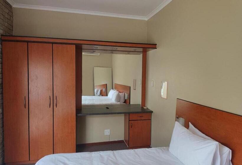 Номер Стандарт, Two Lions Guesthouse