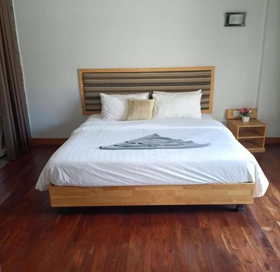 Quarto Deluxe, Jj City Centre Suites