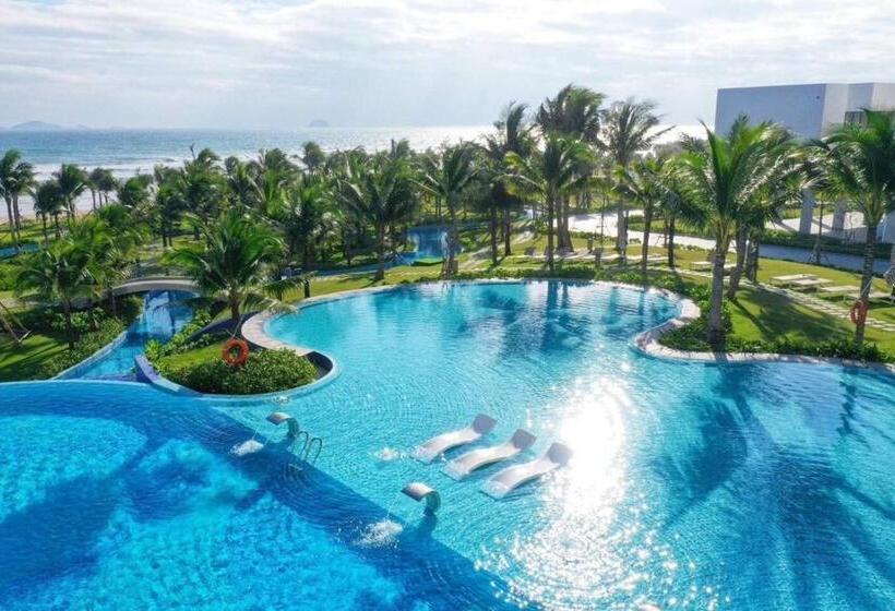 آپارتمان 1 خوابه با چشم‌انداز استخر, Liuu Apartment Ocean View Cam Ranh