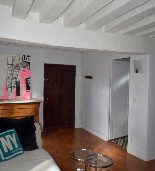 Четырехместный Номер Стандарт, Room In Guest Room   Maison Lamerique Welcome You To One Of Their Rooms Dogs Are Also Welcomed