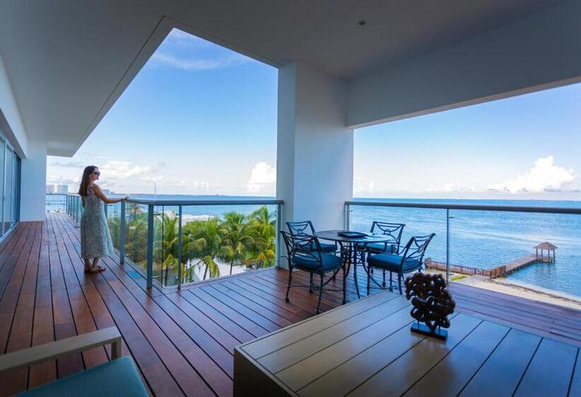 1 Bedroom Penthouse Apartment, Naima Luxury Beachfront Apartments
