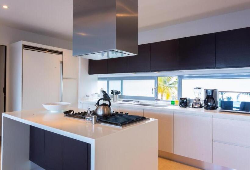 1 Bedroom Penthouse Apartment, Naima Luxury Beachfront Apartments