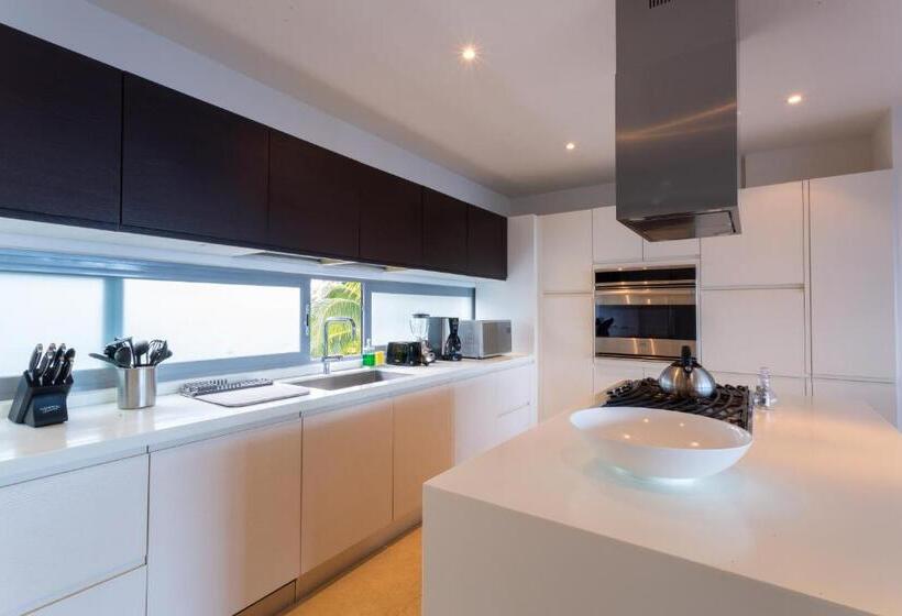 1 Bedroom Penthouse Apartment, Naima Luxury Beachfront Apartments