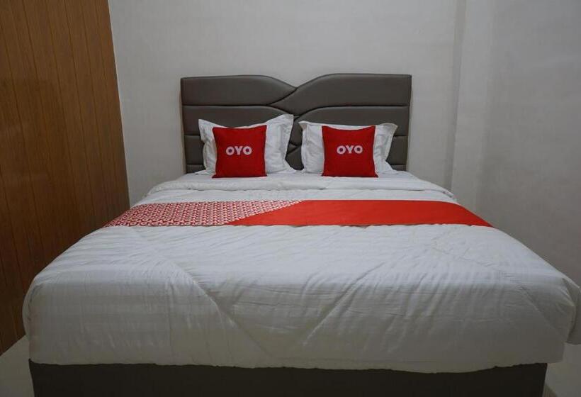 디럭스 룸, Oyo 93205 Kusuma Hotel And Convention Hall