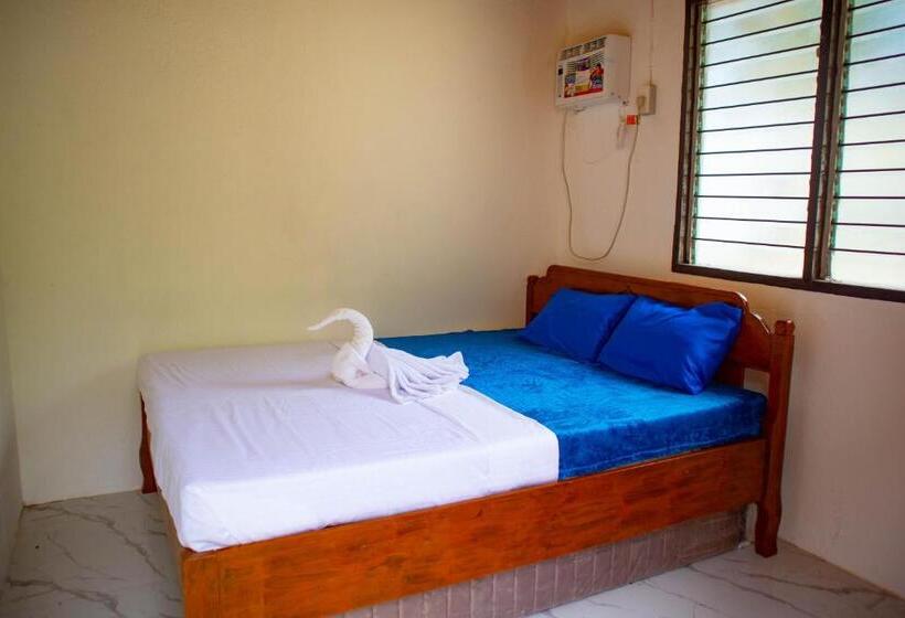 Standardrum, Voz Resort Beach Front