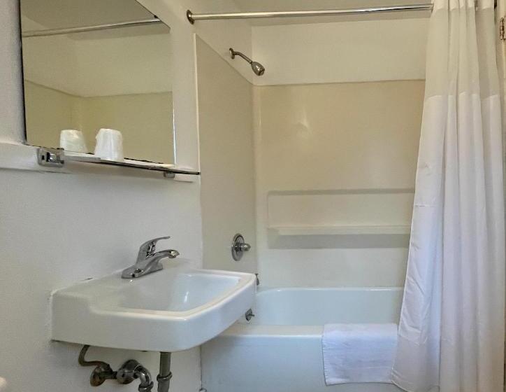 Номер Классика Кровать Кинг, Columbus Motor Inn