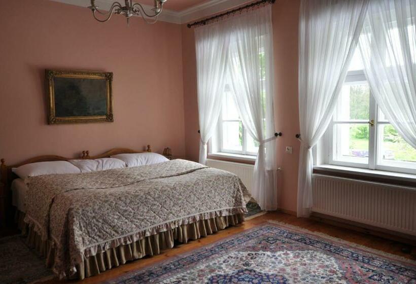 Номер Стандарт, Restauracja   Hotel Pałacowa