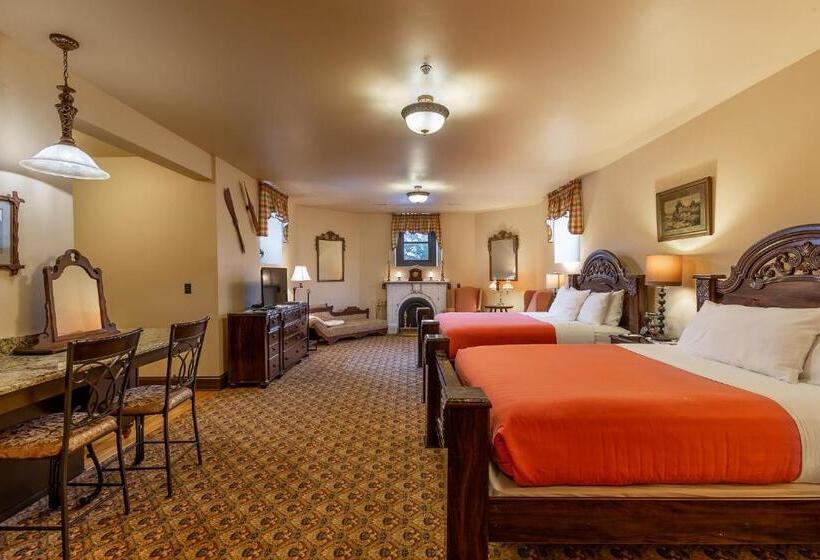 디럭스 룸, Steele Mansion Inn & Gathering Hub