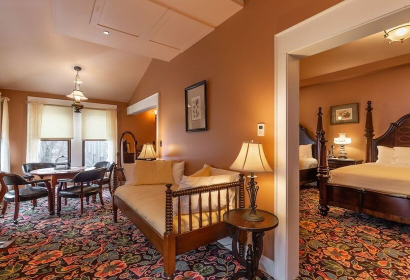 스탠다드 룸, Steele Mansion Inn & Gathering Hub