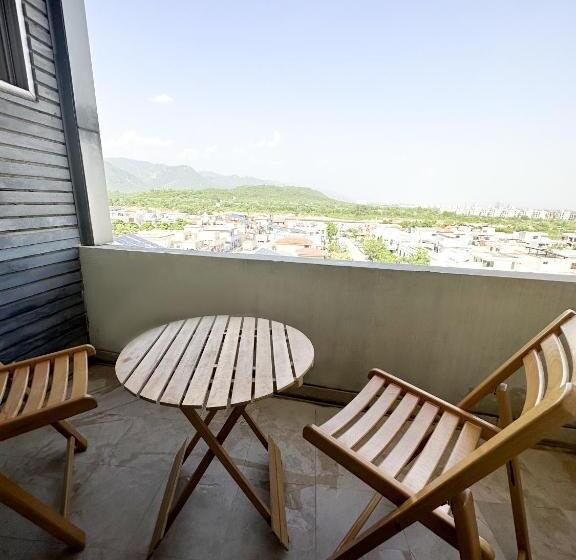 آپارتمان 1 خوابه با چشم‌انداز, Apartments And Guesthouse In Islamabad By Vacantals