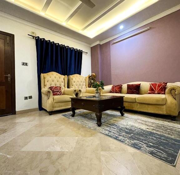 آپارتمان 1 خوابه با چشم‌انداز, Apartments And Guesthouse In Islamabad By Vacantals