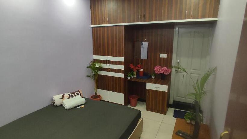 Quarto Economy, Adh Amilia Residency
