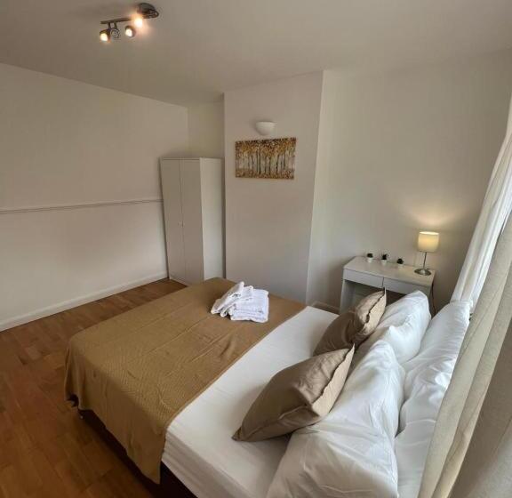 Quarto Deluxe, Stunning House 15 Min From Wembley Arena