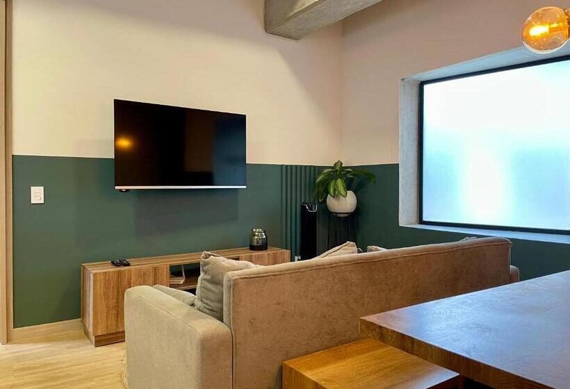آپارتمان 2 خوابه, Horajasca By Wynwood House