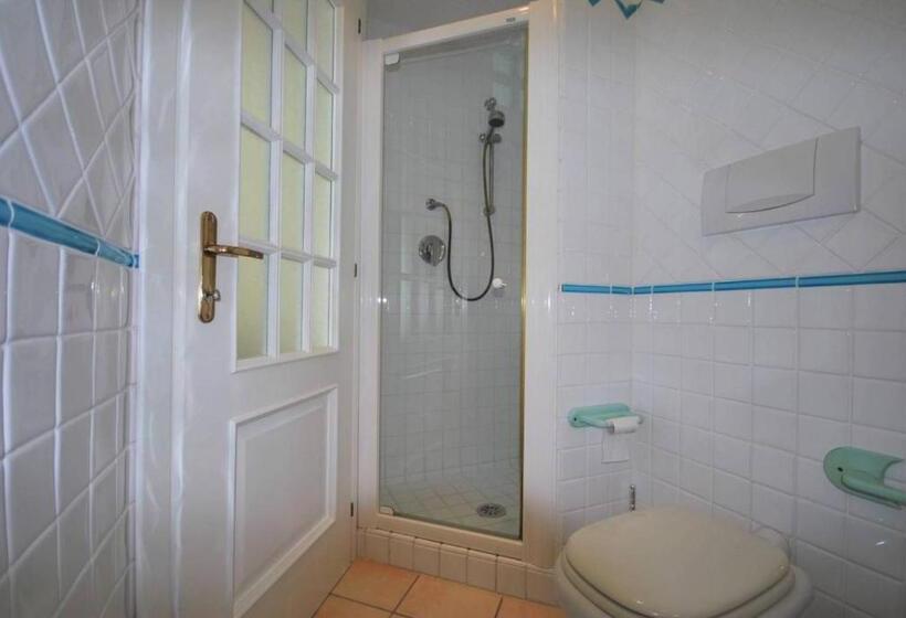 آپارتمان 1 خوابه با چشم‌انداز استخر, Casa Azzurra Residence Gallo Dì Gallura