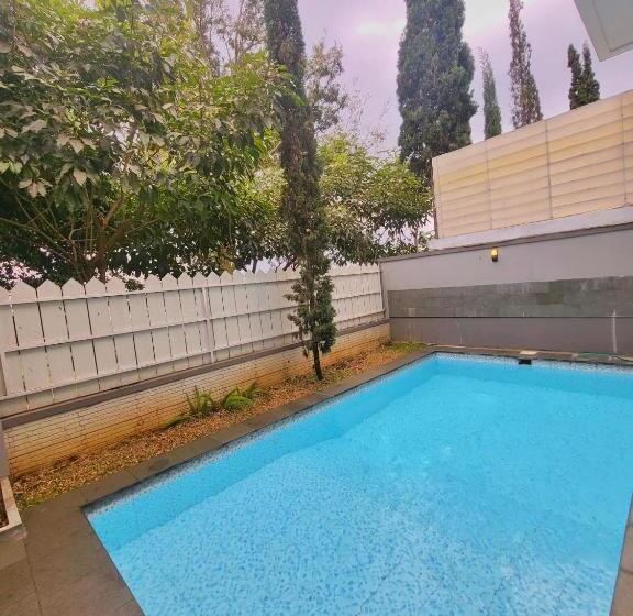 Вилла с 1 спальней и бассейном, Sinergi Hotel & Villa