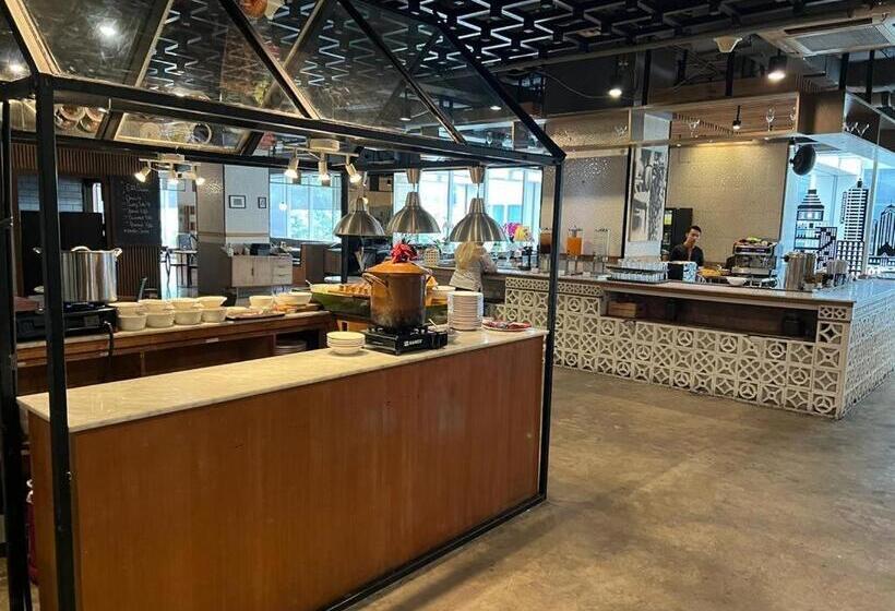 اتاق سوپریور با چشم‌انداز شهر, The H Tower Residence By Yls Stay