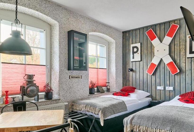 Номер Стандарт, Neidorf Inn