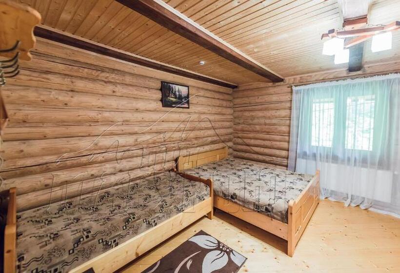 Номер Стандарт Вид на Горы, під магурою