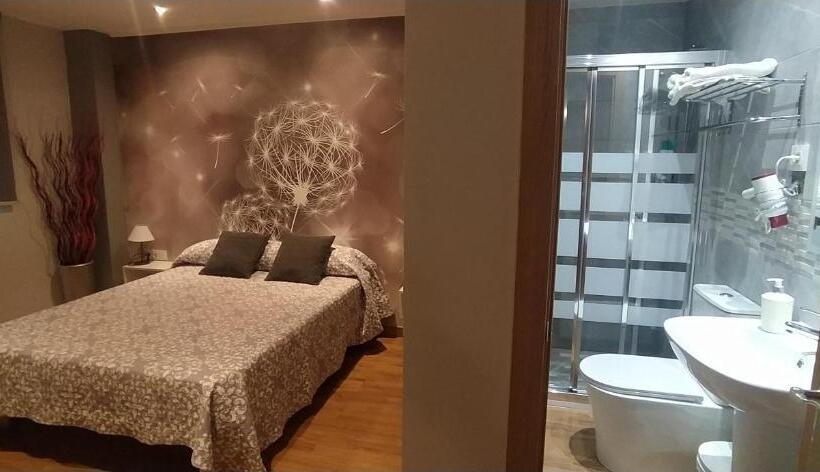 اتاق استاندارد, Hostal Happystay