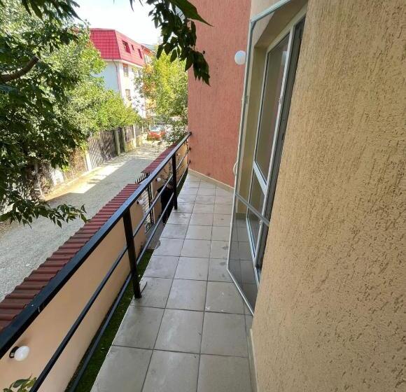 اتاق استاندارد, Premium Boutique Hostel