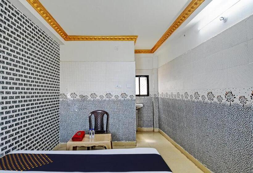 Трехместный Номер Классика, Spot On Sri Ram Guest House