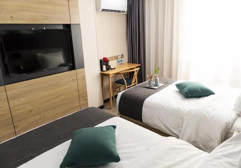 Номер Superior, Thank Inn Plus Dongguan Dalingshan
