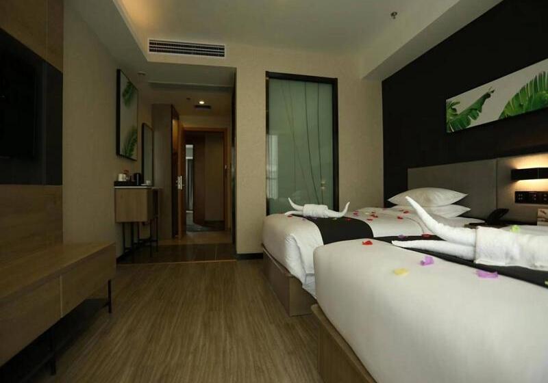Номер Премиум, Thank Inn Plus Suqian Sihong Hongze Lake Avenue
