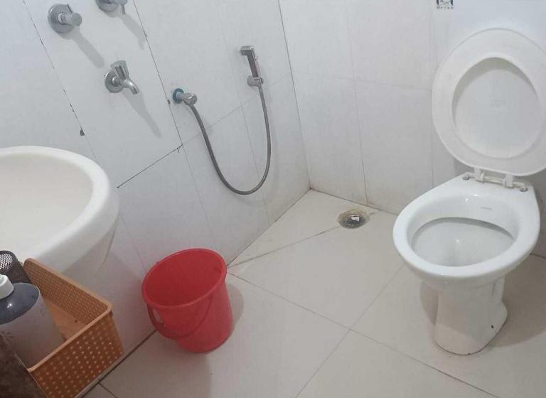 Трехместный Номер Классика, Oyo 81279 Hotel High East