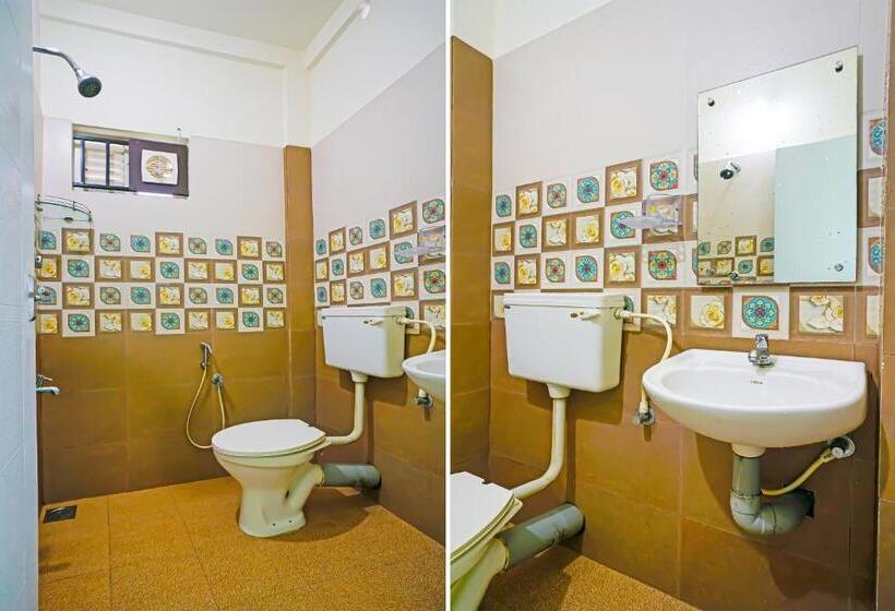 اتاق کلاسیک سه تخته, Oyo Flagship Hotel Cochin Paradise
