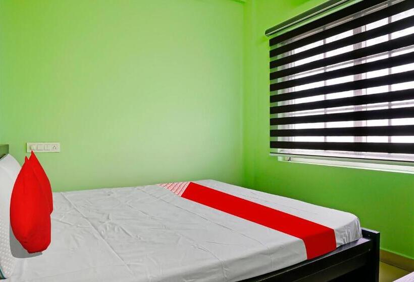 اتاق کلاسیک سه تخته, Oyo Flagship Hotel Cochin Paradise