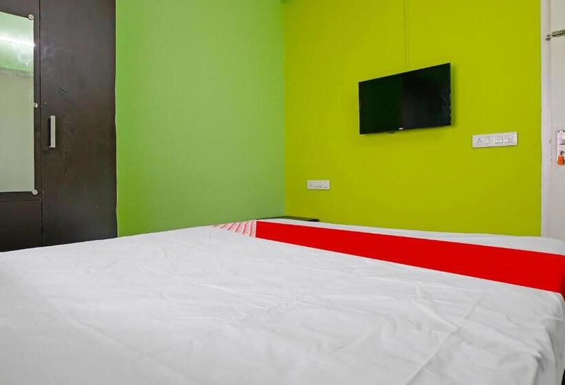 اتاق کلاسیک سه تخته, Oyo Flagship Hotel Cochin Paradise