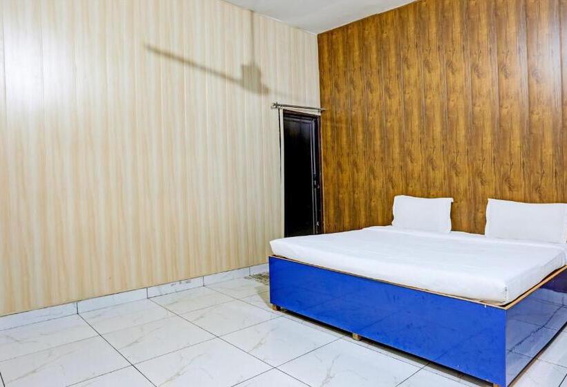 Трехместный Номер Классика, Oyo Hotel The Selaqui Paradise
