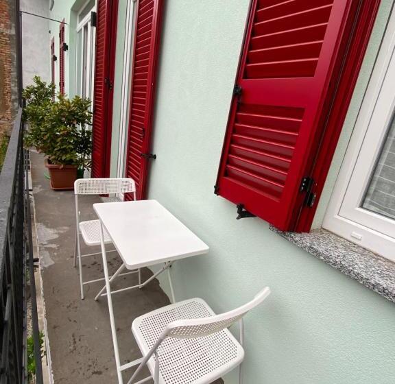 اتاق لوکس با چشم‌انداز باغ, Notte Di Note   Home Hospitality
