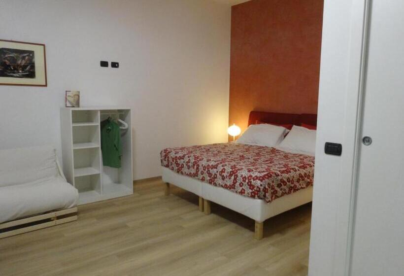 اتاق لوکس با بالکن, Notte Di Note   Home Hospitality