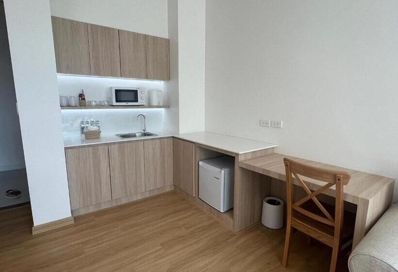 가든 전망 스위트, Punn Hotel Korat