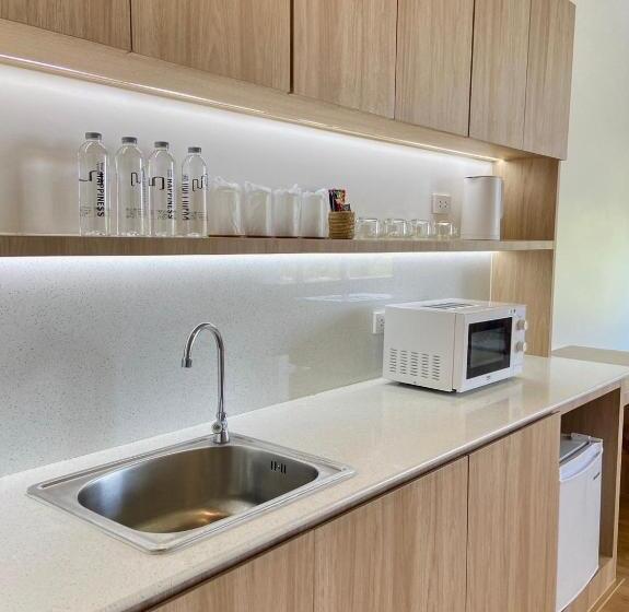패밀리 스위트, Punn Hotel Korat