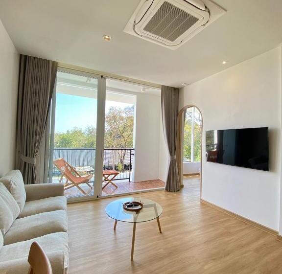 가든 전망 스위트, Punn Hotel Korat